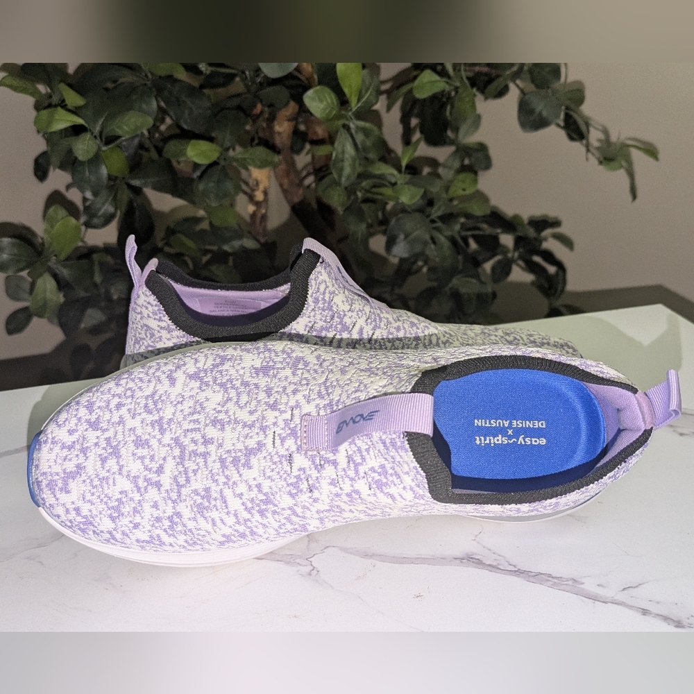 💜SALE💜Easy Spirit Lilac Slip-On Sneakers for Women